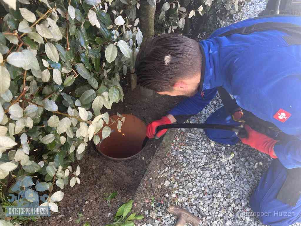 Periodieke rioolreiniging in Huizen